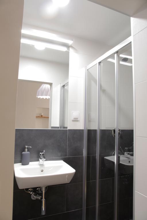 Apartment Rzeznicza Wroclaw Room photo